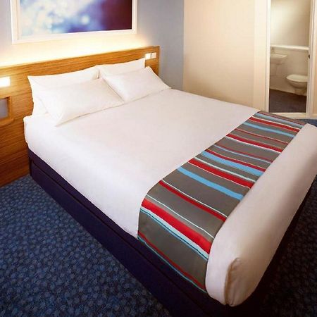 Travelodge Cardiff M4 Eksteriør bilde